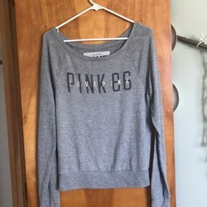 Swoop neck knit PINK graphic sweater